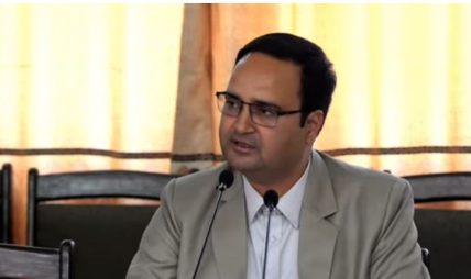 मलेसियाका लागि राजदूत सिफारिस भएका खरेलमाथि उठेका आरोपबारे थप अध्ययन गरिने मलेसियाका लागि राजदूत सिफारिस भएका खरेलमाथि उठेका आरोपबारे थप अध्ययन गरिने