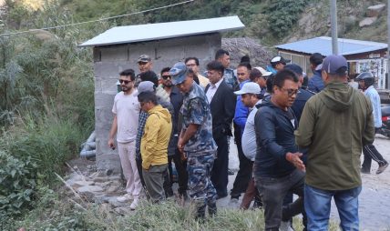 पुनःनिर्माणमा बजेटको कमी हुँदैनः मन्त्री लम्साल