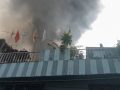 बिर्तामोडमा फर्निचर उद्योगबाट आगलागी, पाँच घरमा क्षति
