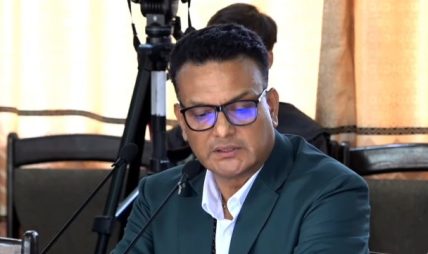 साउदी अरबमा नेपाली कामदारका समस्या समाधान गर्ने सुनारको प्रतिबद्धता साउदी अरबमा नेपाली कामदारका समस्या समाधान गर्ने सुनारको प्रतिबद्धता