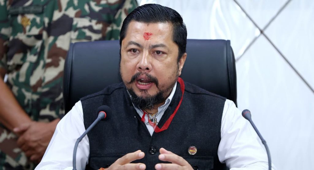 टिप्पणी फाइलमा पर्याप्त कानुनी आधार ल्याउनू : मन्त्री श्रेष्ठ