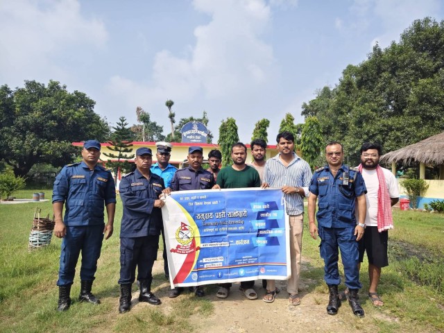 प्रहरी र ‘जेनजी’ युवाको अगुवाइमा कटहरिया बजार सरसफाइ