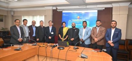 करदाता प्रोत्साहन उपहार कार्यक्रम : पर्साका लालबाबु साह कानुलाई १० लाखको बम्पर उपहार