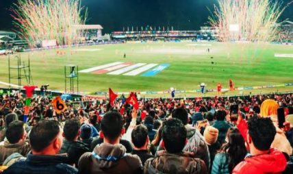 नेपाल प्रिमियर लिगको उद्घाटन दिनको टिकट आधा घण्टामै सोल्ड आउट नेपाल प्रिमियर लिगको उद्घाटन दिनको टिकट आधा घण्टामै सोल्ड आउट