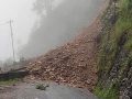 बाढीपहिरोले पाँच स्थानका सडक अवरुद्ध, कान्तिलोकपथमा राति गाडी चलाउन नपाइने बाढीपहिरोले पाँच स्थानका सडक अवरुद्ध, कान्तिलोकपथमा राति गाडी चलाउन नपाइने