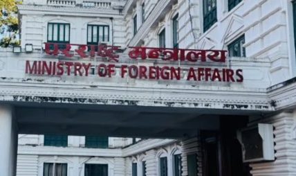 साउदीमा भएको ड्रोन आक्रमणमा एक नेपालीको मृत्यु, सरकारद्वारा दुःख व्यक्त साउदीमा भएको ड्रोन आक्रमणमा एक नेपालीको मृत्यु, सरकारद्वारा दुःख व्यक्त