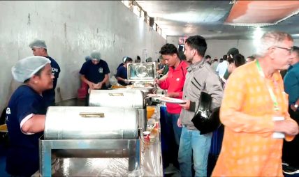 कांग्रेस महाधिवेशनमा करिब नौं हजारका लागि भोजन कांग्रेस महाधिवेशनमा करिब नौं हजारका लागि भोजन