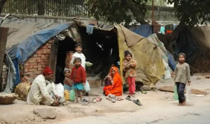 विश्वव्यापी गरिबी बढेर एक अर्ब २० करोड पुग्यो