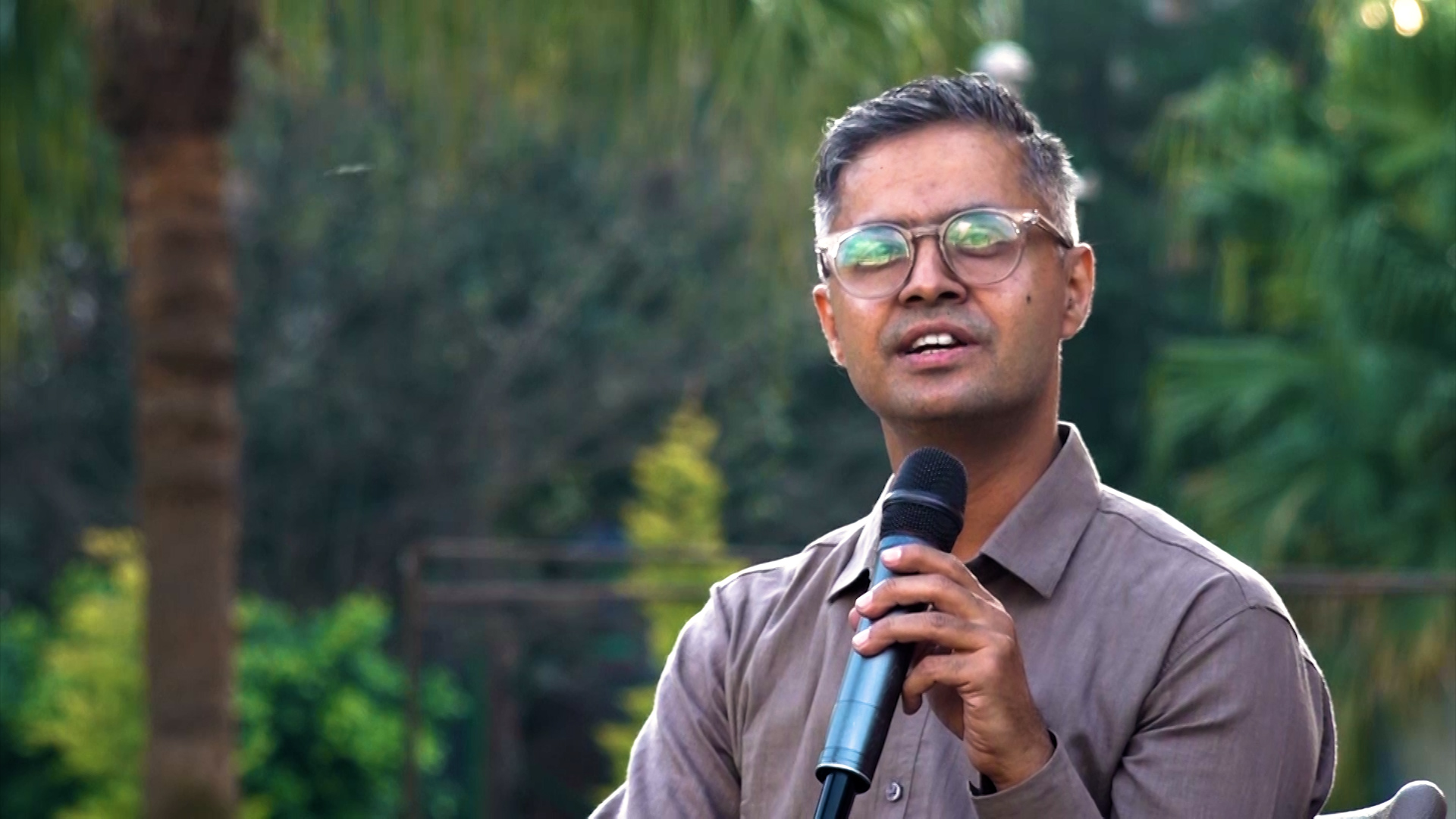 काठमाडौंले मतपत्र र अङ्कमा सीमित गरेको मधेसको यथार्थलाई ‘मँगनी मरिक’ले झक्झकाइरहनेछ : जनकराज सापकोटा