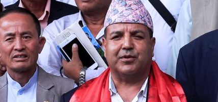पार्टीलाई दूरदराजसँग जोड्ने संकल्पसहित डा.सुनील शर्मा कांग्रेसको महामन्त्री लड्ने